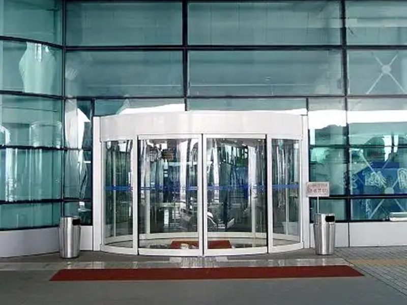 無錫自動(dòng)門供應(yīng)商解答自動(dòng)門于機(jī)場(chǎng)的便利